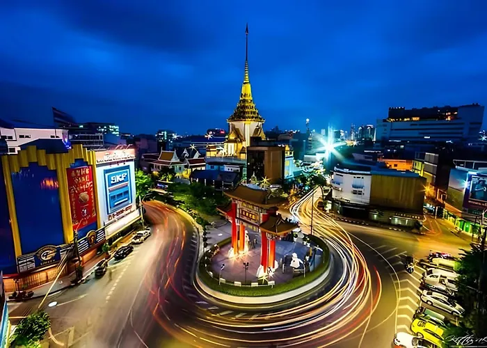 Xx Go Mrt Hua Lamphong - วัดไตรมิตร Appartement